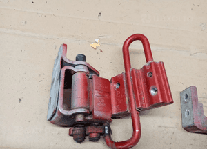 Zawias zawiasy drzwi prawy tył para Audi A6 C6 8E0833412E 3
