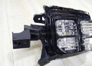 Lampa prawa przednia led drl mitsubishi asx lift GAMZ2202260 3