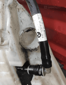 BMW 5 F10 F11 F07 ZBIORNIK ZBIORNICZEK SPRYSKIWACZY POMPKI ORYGINAŁ ZDROWY 5