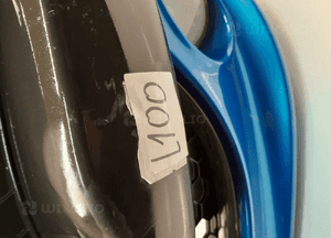 Zderzak przód przedni peugeot 1007 kmf kmfb niebieski halogeny 4