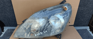 Przod przednia lampa lewa opel zafira b 1