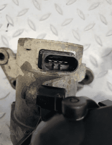 POMPA WODY ELEKTRYCZNA 2,0 benzyna BMW 118i E87 E81 E88 E90 7561229-06 5
