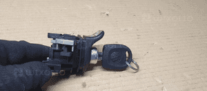 Zamek klapy bagażnika wkładka kluczyk VW Fox 5Z6827774 3