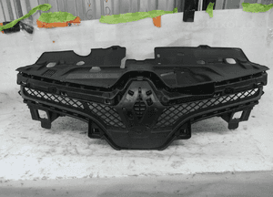 Renault clio iv rs podstawa mocowanie nowe atrapa grill 4