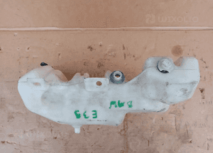 Zbiorniczek płynu spryskiwaczy XENON BMW E39 8364941A 2