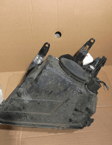 Lampa prawy przód ford fusion 02-05 4
