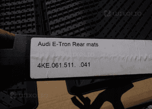 Audi e-tron dywaniki gumowe tylne komplet 2SZT oryginał 4KE061511 3