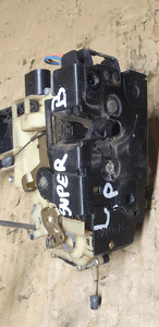 Zamek drzwi lewy przód przedni 8 PIN Skoda Superb I 3B1837015Q 7