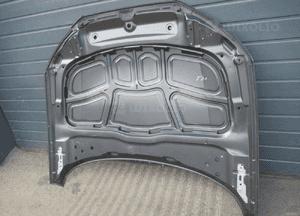 Maska pokrywa silnika audi A4 B9 8W0 2015- 38
