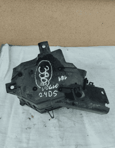 Obudowa filtra powietrza volvo S60 i V70 ii 2.4 D5 30636830 1