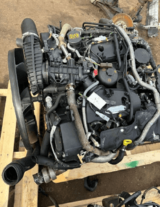 Silnik goły bez osprzętu Land Rover Discovery 3 III / Range Rover Sport 2.7 D 276DT 2