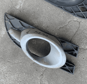 MERCEDES CL 216 zderzak kratka środkowa listwa  halogen kratka 2168801770 7