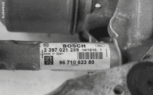 Mechanizm wycieraczek silniczek prawy Peugeot 3008 5008 2011 9671062380 / 3397021289 8