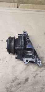 Pompa wody płynu Mercedes B-Klasa W245 2.0 DCI A6402010001 A6402020211 1