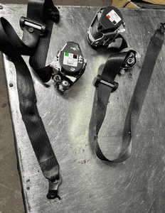 MERCEDES 447 Vito v klasa metris  pasy pas bezpieczeństwa ORYGINAŁ lewy prawy 1