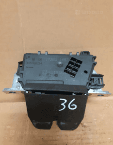 Zamek klapy bagażnika opel astra  nr 495058724 1