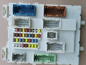 Ford Focus MK3 1.0 1.6 Ecoboost modul sterownik BSM BSA 4