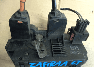 Opel Zafira A zamek drzwi tył tylnych prawy  90561157BA 90561158BB 2