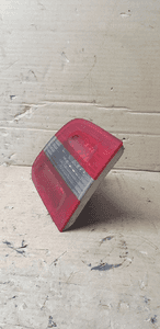 Lampa prawy tył tylna prawa w klapę Mercedes W245 A1698201664 3