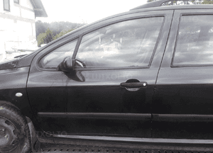 Peugeot 307  kombi Szyba boczna drzwi tylna przenia tył 3
