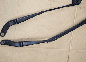 Mercedes W169 A ramię wycieraczki przód przedniej prawe lewe 1