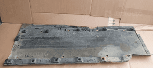 Osłona płyta podwozia prawa Audi A4 B6 8E0825208D 5