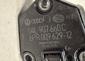 VW Passat B8 Golf 1.6 TDI czujnik poziomu oleju 04L907660C 2