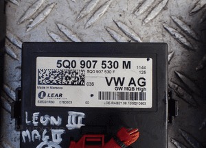 ZESTAW STARTOWY SEAT LEON III 1,4 140KM RADOM 4