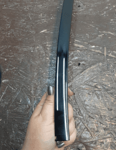 Bmw F33 listwa szyby czołowej prawa 9