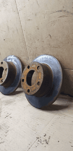 Tarcze hamulcowe tył tylne VW Passat B5 245mm 4