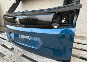 Klapa bagaznika tyl tylna peugeot 3008 ii 2 2016- idealna oryginalna 3