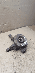 Zwrotnica prawy przód przednia prawa Renault Clio III 2