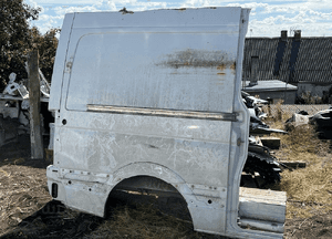 Błotnik tylny tył prawy ćwiartka mercedes sprinter W906 średni 2006-2019 1