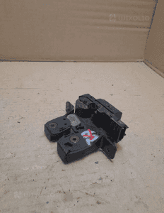 Renault Laguna 2 lift kombi 06r. Zamek klapy bagażnika 3