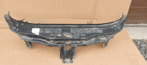 Pas przedni górny wzmocnienie Renault Espace IV 2
