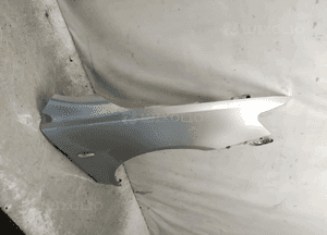 Błotnik prawy przód przedni mitsubishi lancer x 10 kolor srebrny A31 2