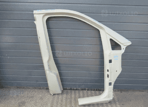 Poszycie słupek próg prawy przedni mercedes vito W447 2014- 1