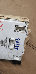 Skrzynka bezpieczników Suzuki Swift 36770-72KB1 8
