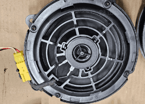 Alfa Romeo 147 Głośnik  BOSE 1