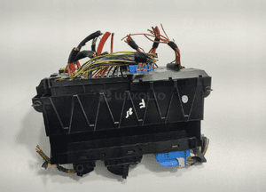 SKRZYNKA BEZPIECZNIKÓW MODUŁ KOMFORTU BMW X3 F25 9267537 9210863 2010-2014 3