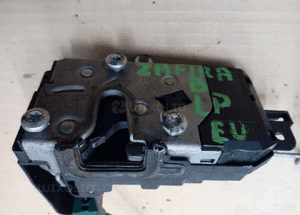 Opel Zafira B zamek drzwi przód przedni lewy prawy 06 2