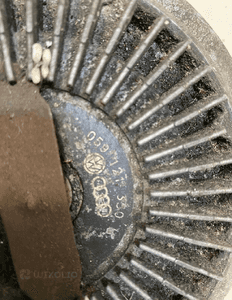 Audi A4 B6 sprzęgło wiskotyczne 059121350 3