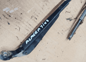 Ramie wycieraczki lewy przód wycieraczka Nissan Almera Tino 3