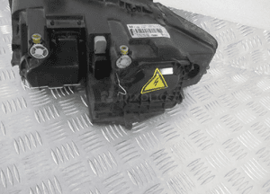 Lampa przód przednia prawa audi A4 B6 xenon 2000- 11