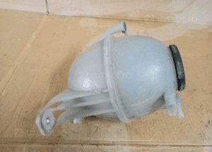 Zbiorniczek wyrównawczy płynu chłodniczego VW Amarok 2H0121407D 2
