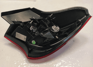 Opel astra j gtc opc lampa tył tylna lewa błotnika 6