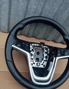 Opel insignia kierownica multifunkcja 2009 2