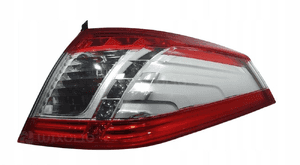 Lampa prawa tył tylna błotnika peugeot 508 i sw kombi 2010-2014 1