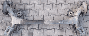 Peugeot 307  belka zawieszenia tyl tylnego oś 2
