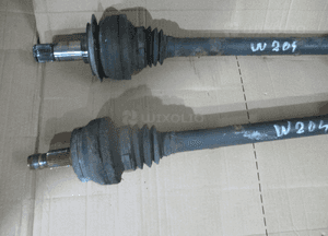 Półoś prawa lewa tył tylna mercedes W204 3.0 cdi 2
